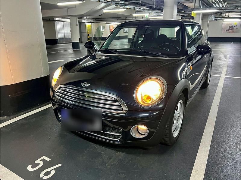 Usata Mini Cooper D 109 CV (80 kW) 2008 Blu Utilitaria