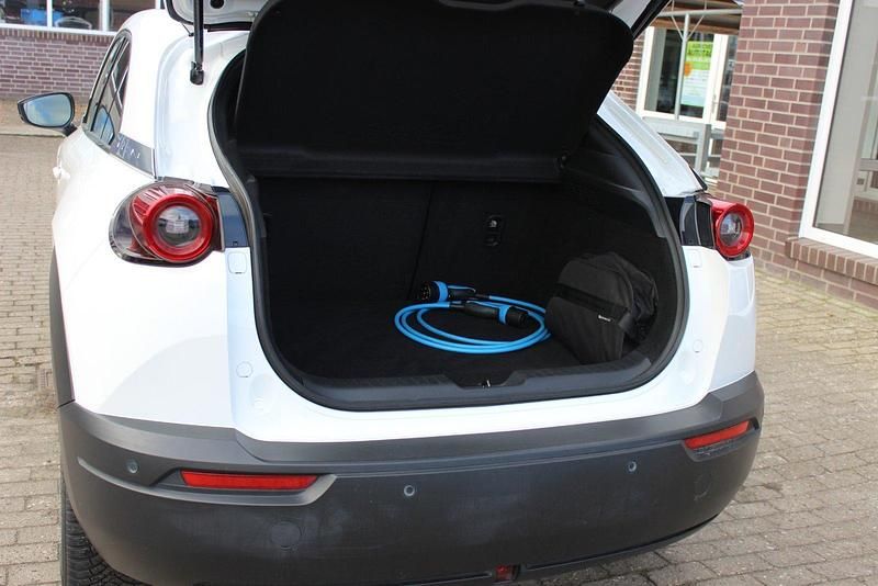 Gebraucht Mazda MX30 Ad'Vantage 80 kW (110 PS) 2023 Weiß SUV