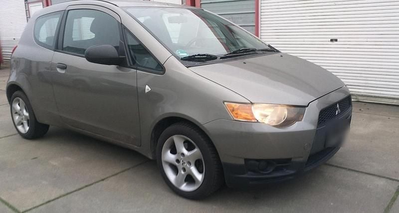 Gebraucht Mitsubishi Colt 75 PS (55 kW) 2009 Kleinwagen