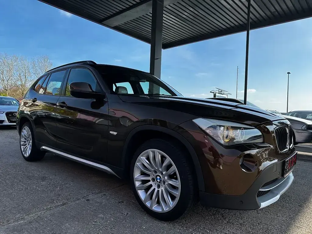 Gebraucht BMW X1 Sport Line 177 PS (130 kW) 2010 Braun SUV