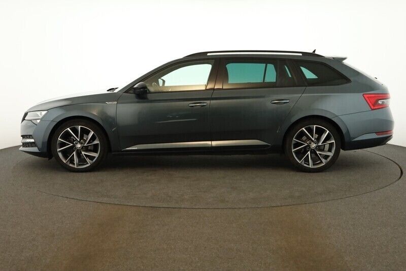 Gebraucht Skoda Superb SportLine 218 PS (160 kW) 2020 Quarzgrau metallic Kombi