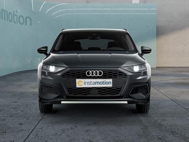 Gebraucht Audi A3 116 PS (85 kW) 2023 Grau Limousine