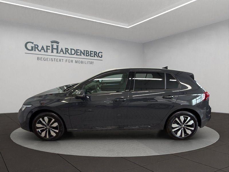 Gebraucht VW Golf VIII Move 110 PS (80 kW) 2024 Grau Limousine