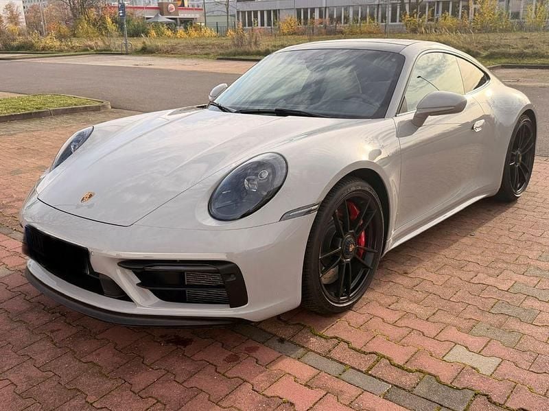 Grau Gebraucht 2022 Porsche 911 Carrera GTS Coupé | 135.000 € (Superpreis) - Bild 1/4