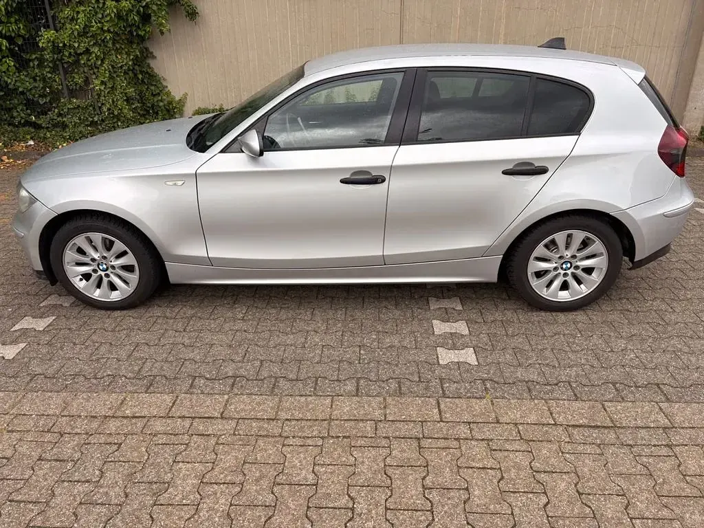 Gebraucht BMW 116 116 PS (85 kW) 2006 Silber Kleinwagen