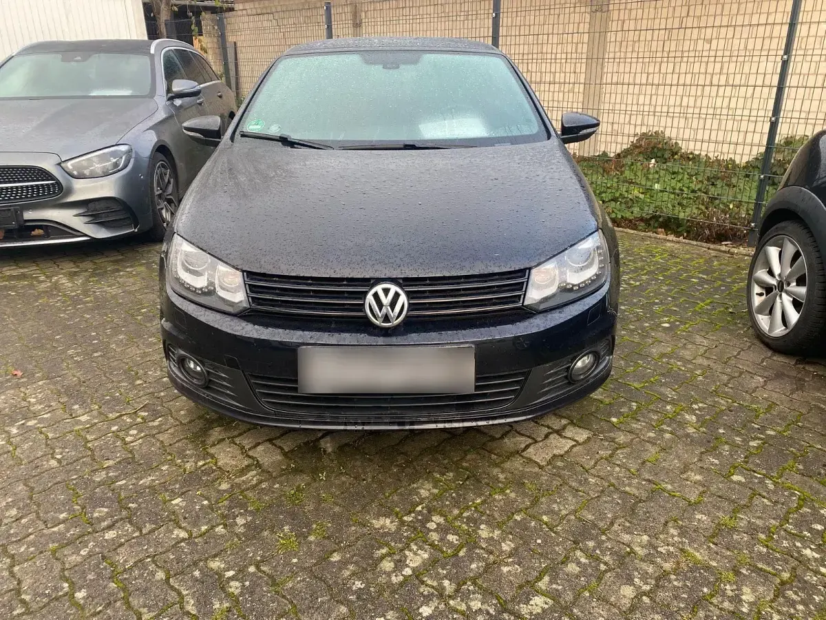 Gebraucht VW Eos Exclusive 140 PS (102 kW) 2013 Schwarz Cabrio