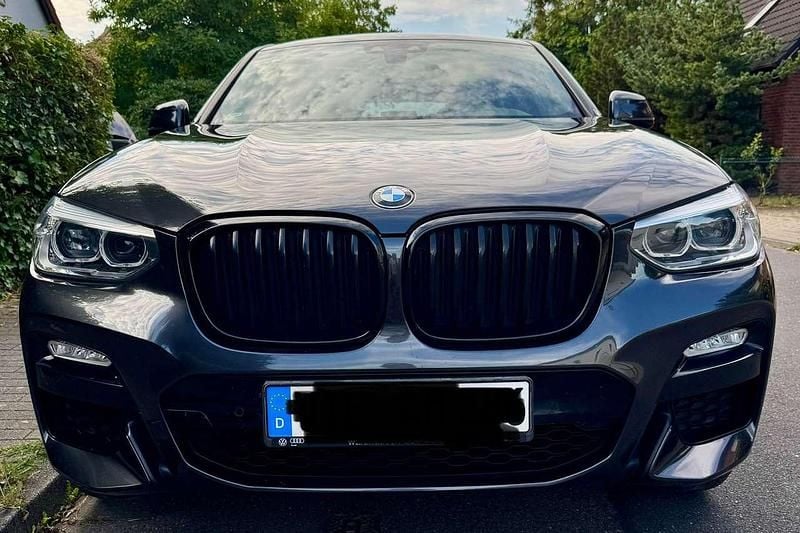 Grau Gebraucht 2019 BMW X4 M Sport SUV | 33.200 € (Guter Preis) - Bild 1/4