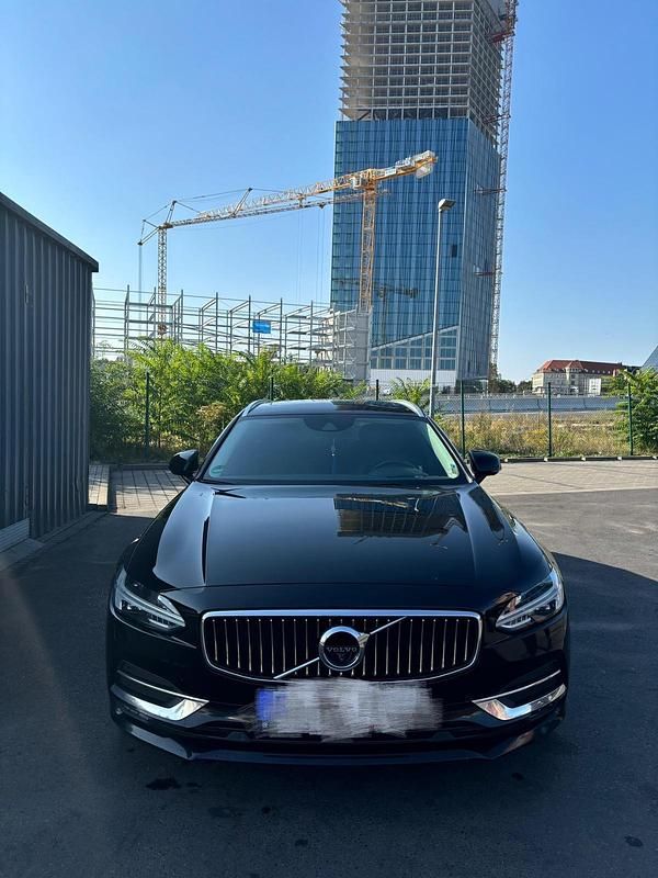 Gebraucht Volvo V90 190 PS (139 kW) 2017 Schwarz Kombi