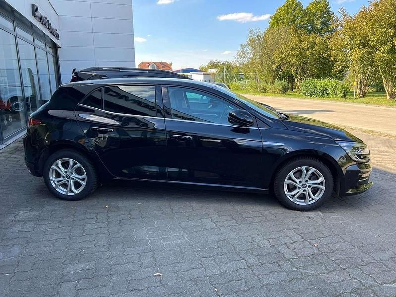 Gebraucht Renault Megane E-Tech Intens 92 PS (67 kW) 2021 Schwarz Limousine