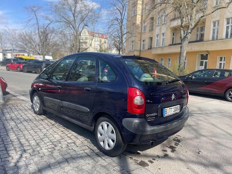Gebraucht Citroën Xsara Picasso 90 PS (66 kW) 2002 Blau Van / Kleinbus