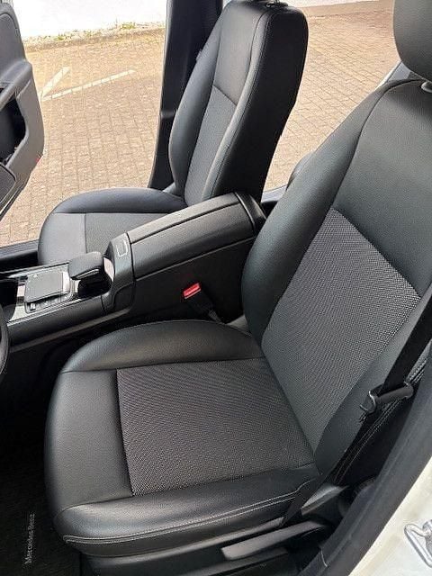 Gebraucht Mercedes B250e 218 PS (160 kW) 2021 Weiß Van / Kleinbus