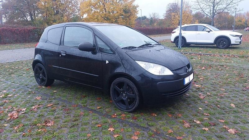 Schwarz Gebraucht 2007 Mitsubishi Colt Kleinwagen | 1.500 € (Guter Preis) - Bild 1/4