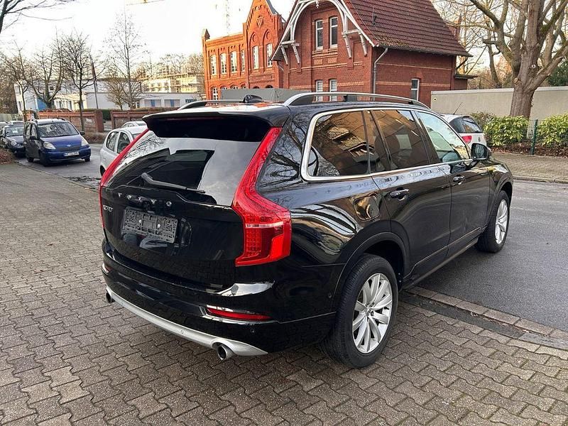 Gebraucht Volvo XC90 Momentum 190 PS (139 kW) 2016 Schwarz SUV