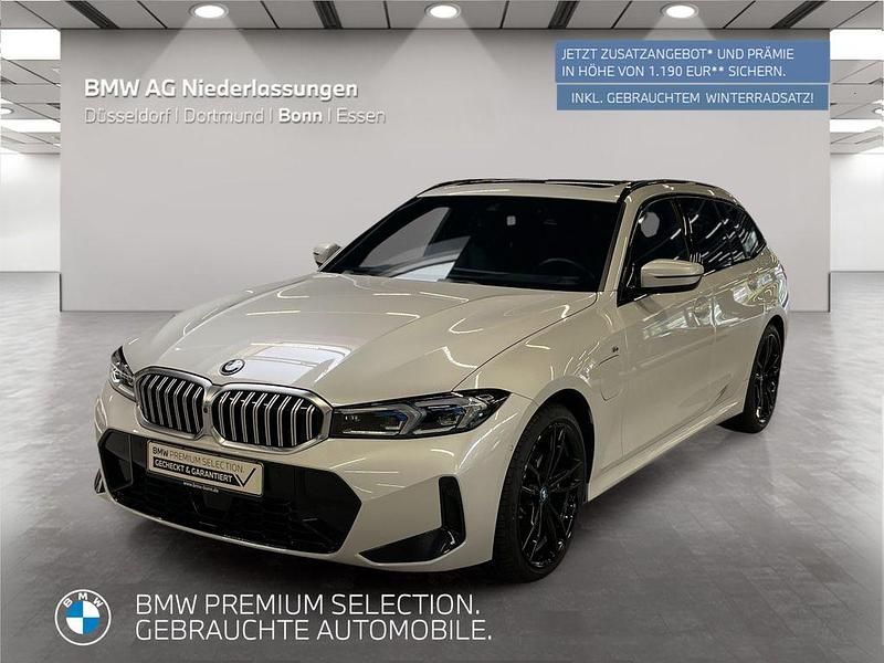 Weiß Gebraucht 2024 BMW 330e Sport Line Kombi | 45.299 € (Teuer) - Bild 1/2