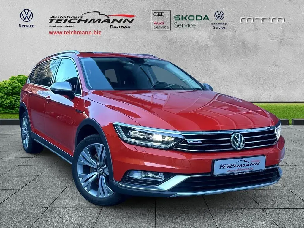 Gebraucht VW Passat 239 PS (175 kW) 2016 Habanero orange metallic Kombi