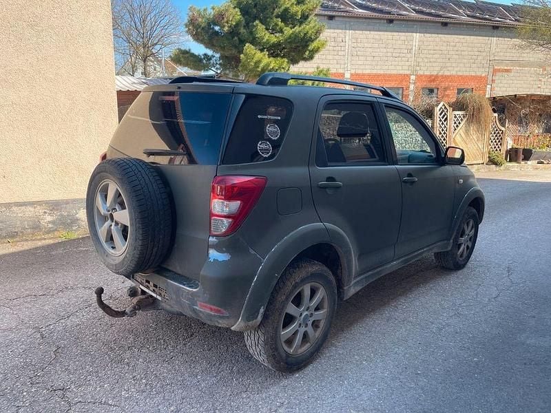 Gebraucht Daihatsu Terios 105 PS (77 kW) 2007 Grün SUV