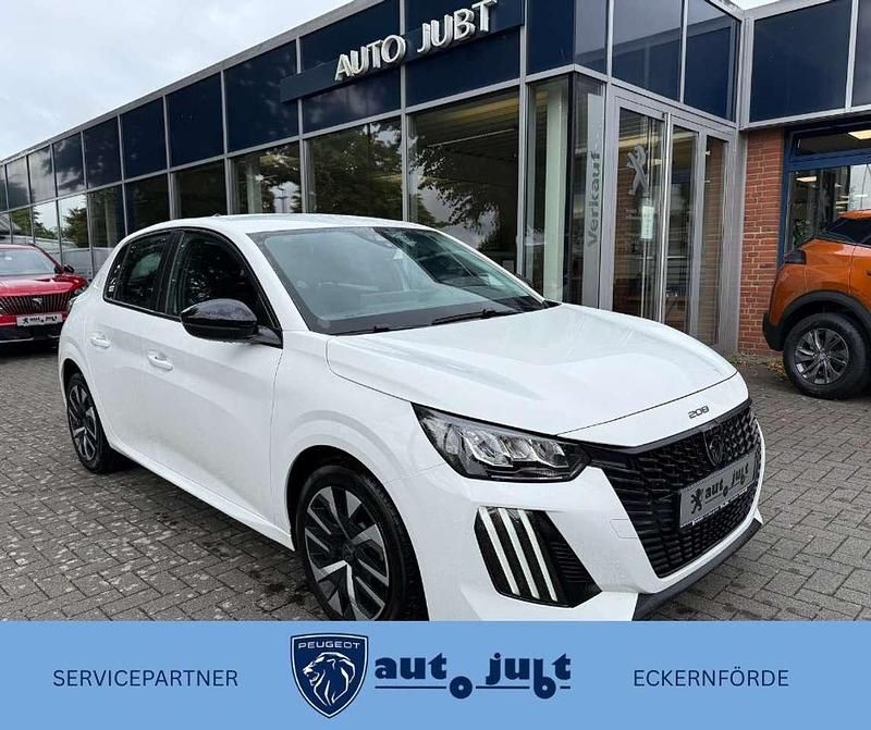 Okenit weiß Gebraucht 2024 Peugeot 208 Active Kleinwagen | 16.890 € (Fairer Preis) - Bild 1/4
