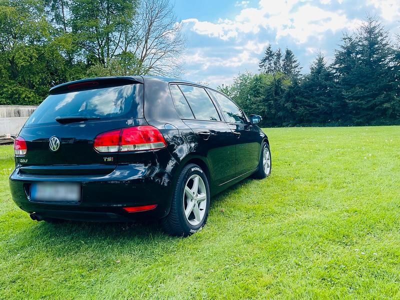 Schwarz Gebraucht 2009 VW Golf VI Kombi | 5.500 € (Teuer) - Bild 1/4