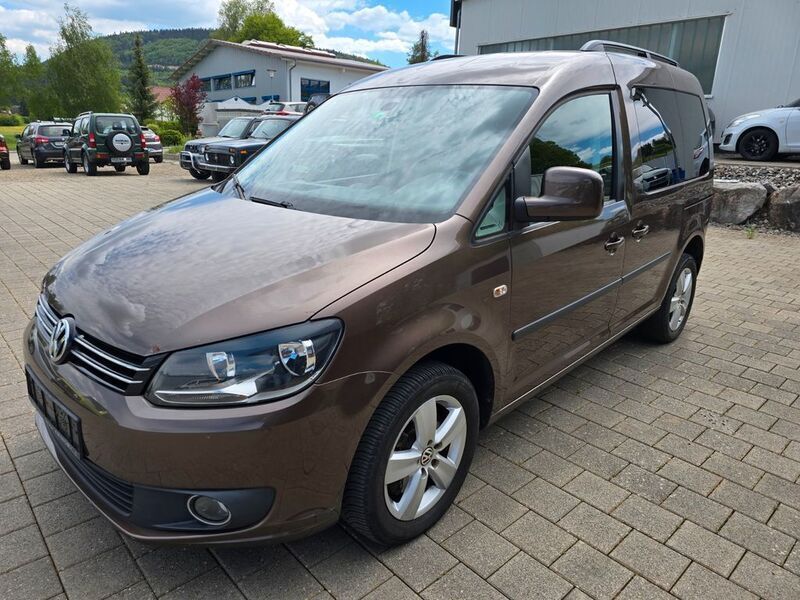 Braun Gebraucht 2012 VW Caddy Comfortline Van / Kleinbus | 8.750 € (Fairer Preis) - Bild 1/4