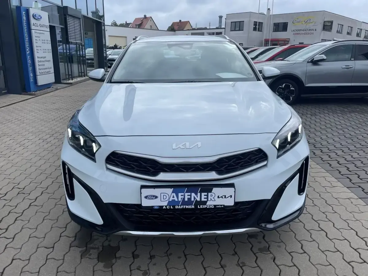 Neu Kia XCeed 116 PS (85 kW) 2025 Weiß SUV