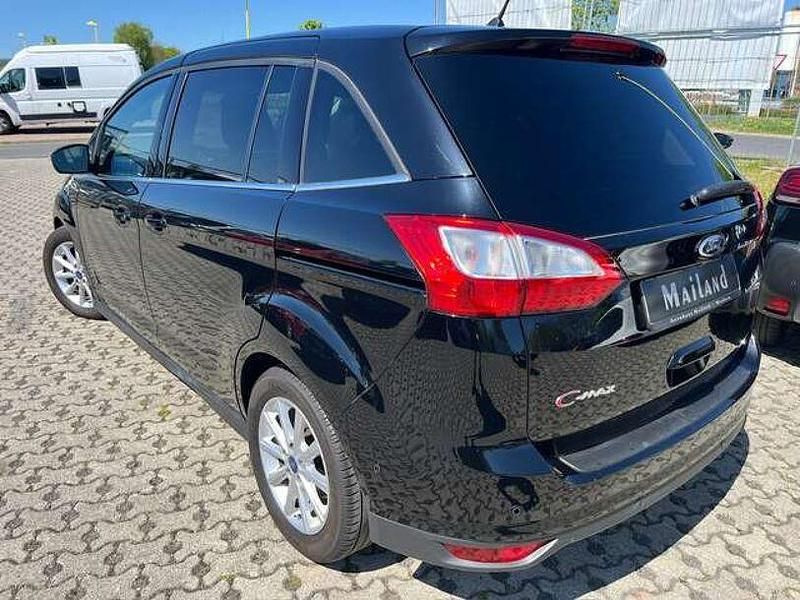 Gebraucht Ford Grand C-Max Titanium 125 PS (91 kW) 2019 Iridiumschwarz metallic Van / Kleinbus