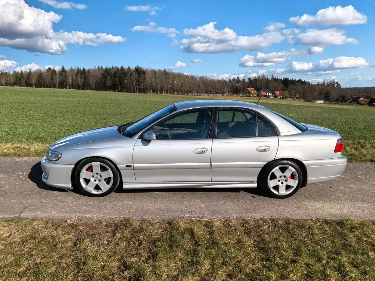 Gebraucht Opel Omega Executive 218 PS (160 kW) 2002 Silber Limousine