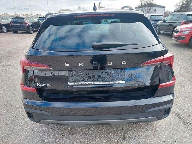 Neu Skoda Kamiq 150 PS (110 kW) 2026 Schwarzmetallic SUV