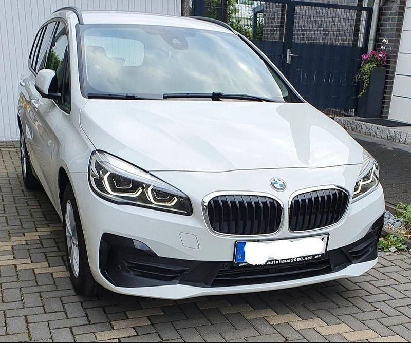 Gebraucht BMW 216 Gran Tourer Advantage 116 PS (85 kW) 2018 Weiß Van / Kleinbus