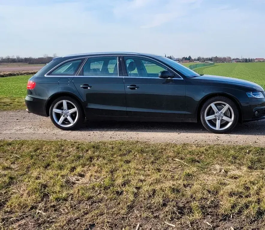 Gebraucht Audi A4 Sport 239 PS (175 kW) 2010 Grün Kombi