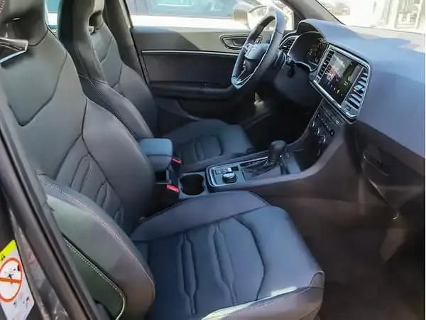 Neu Cupra Ateca 190 PS (139 kW) 2026 Grau SUV