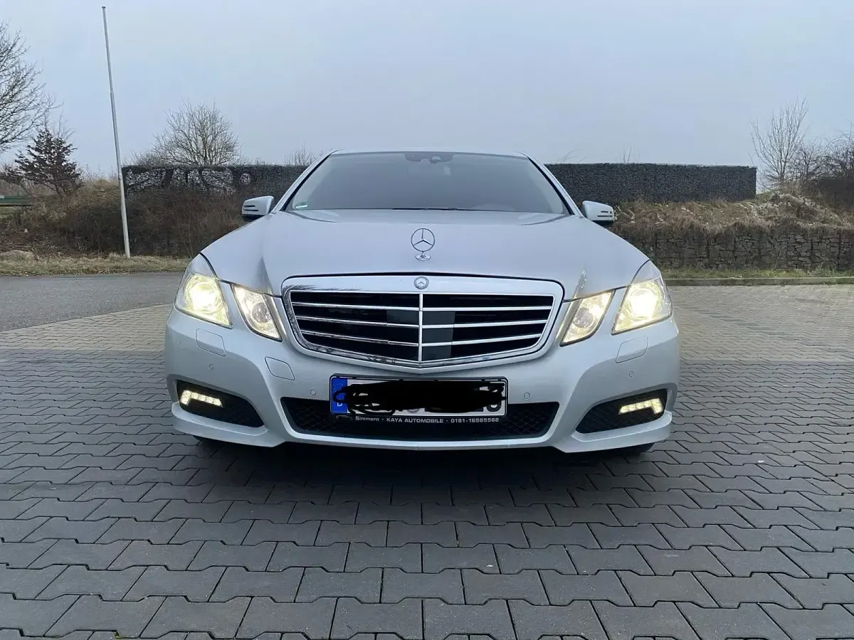Gebraucht Mercedes E350 231 PS (169 kW) 2010 Limousine