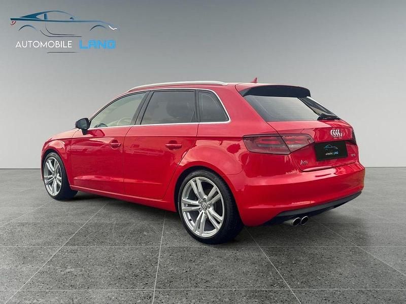 Gebraucht Audi A3 Ambition 179 PS (131 kW) 2013 Rot Limousine