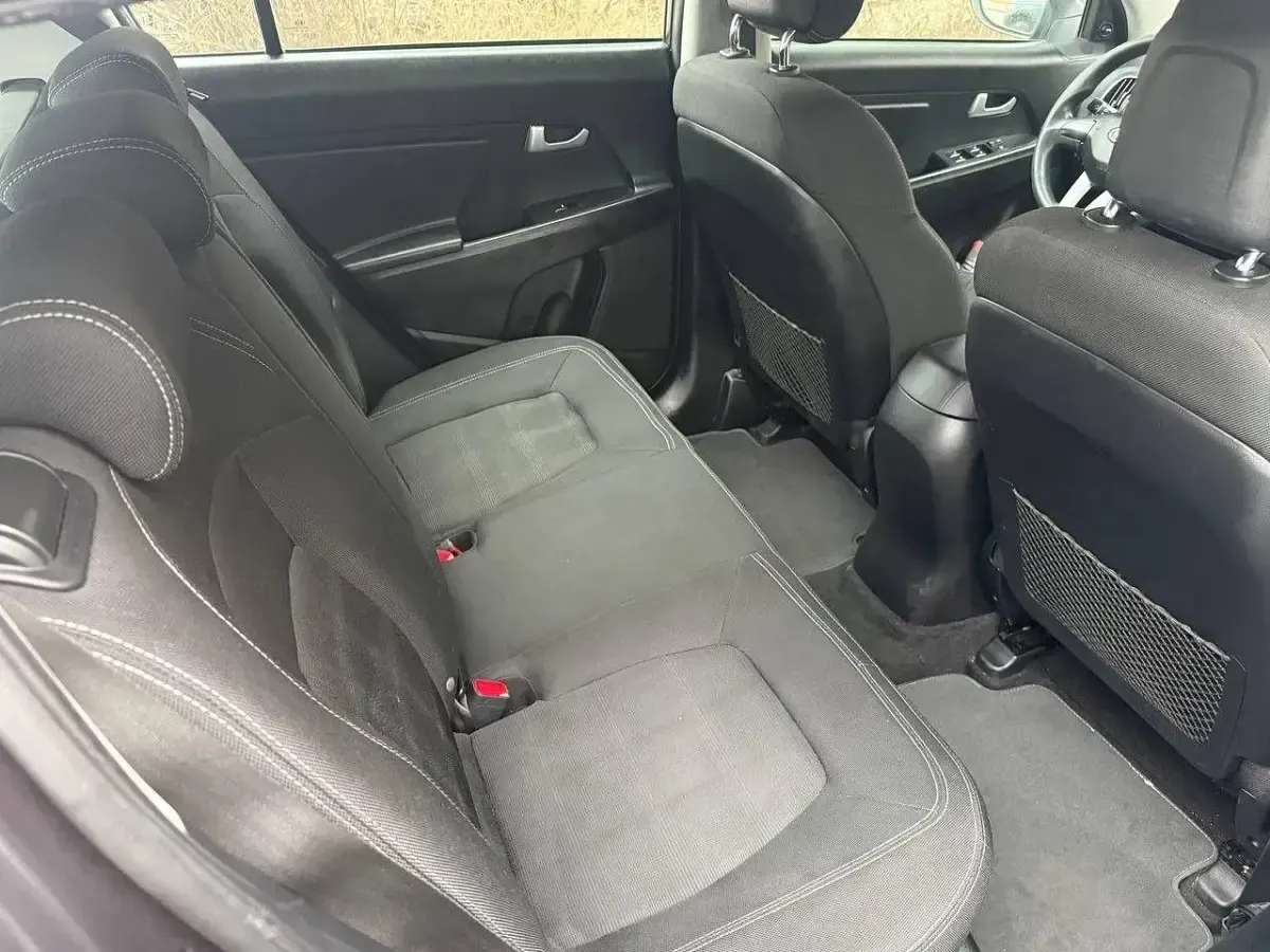 Gebraucht Kia Sportage Spirit 135 PS (99 kW) 2011 Grau SUV
