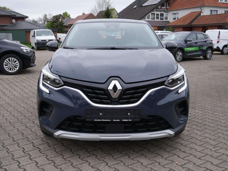 Gebraucht Renault Captur 140 PS (102 kW) 2022 Rauchig blau marine SUV