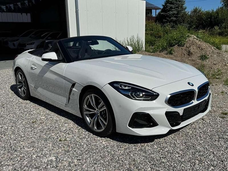 P0300 alpinweiß Neu 2025 BMW Z4 M Sport Cabrio | 48.990 € (Superpreis) - Bild 1/4