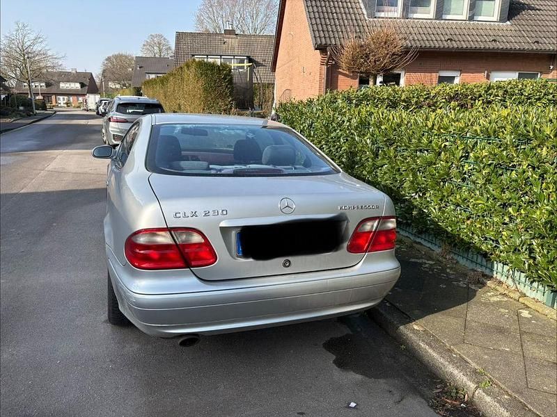 Gebraucht Mercedes CLK230 Elegance 193 PS (141 kW) 2000 Silber Coupé
