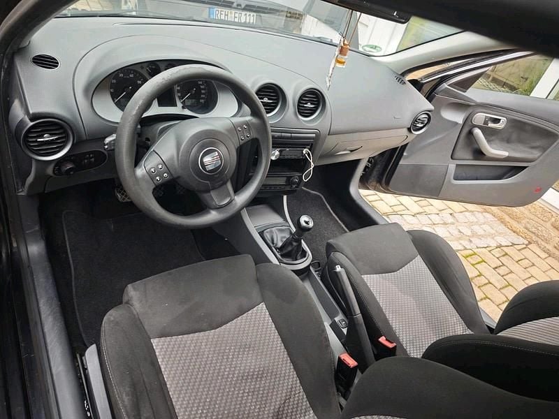 Gebraucht Seat Ibiza 86 PS (63 kW) 2008 Schwarz Kleinwagen