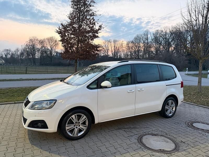 Gebraucht Seat Alhambra 140 PS (102 kW) 2013 Weiß Van / Kleinbus