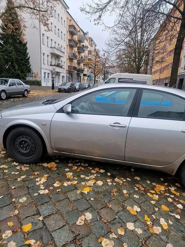 Grau Gebraucht 2002 Nissan Primera Limousine | 2.850 € (Fairer Preis) - Bild 1/4