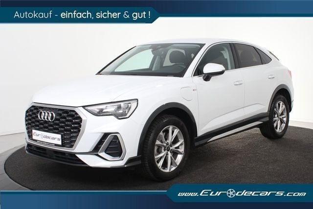 Weiss (metallic) Gebraucht 2023 Audi Q3 Sportback S-Line SUV | 35.800 € (Superpreis) - Bild 1/4