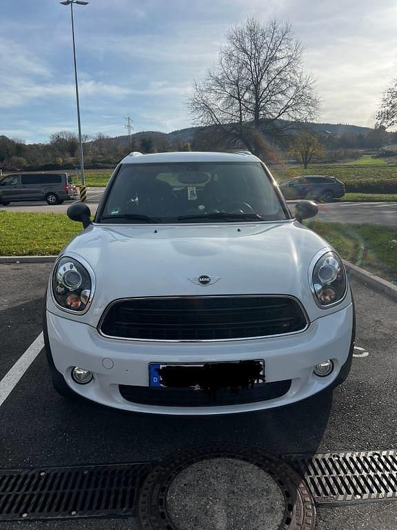 Weiß Gebraucht 2015 Mini One Countryman SUV | 8.500 € (Fairer Preis) - Bild 1/2