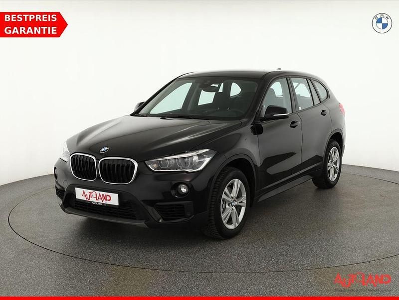 Schwarz Gebraucht 2019 BMW X1 Advantage SUV | 22.990 € (Etwas zu teuer) - Bild 1/4