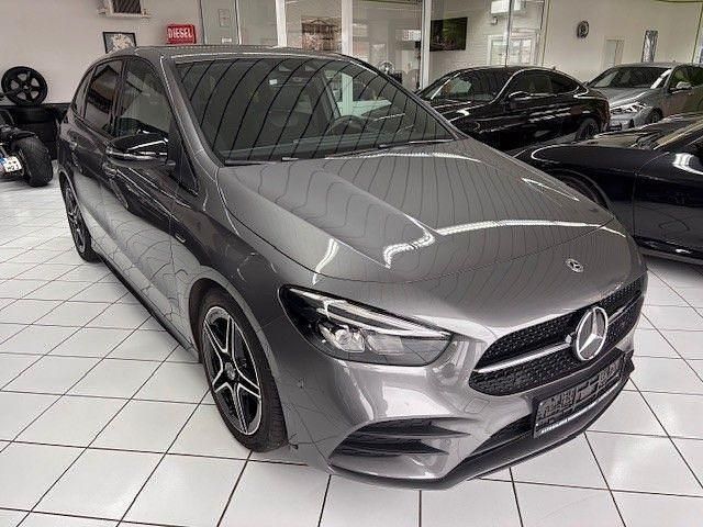 Gebraucht Mercedes B200 AMG line 150 PS (110 kW) 2023 Grau Kleinwagen