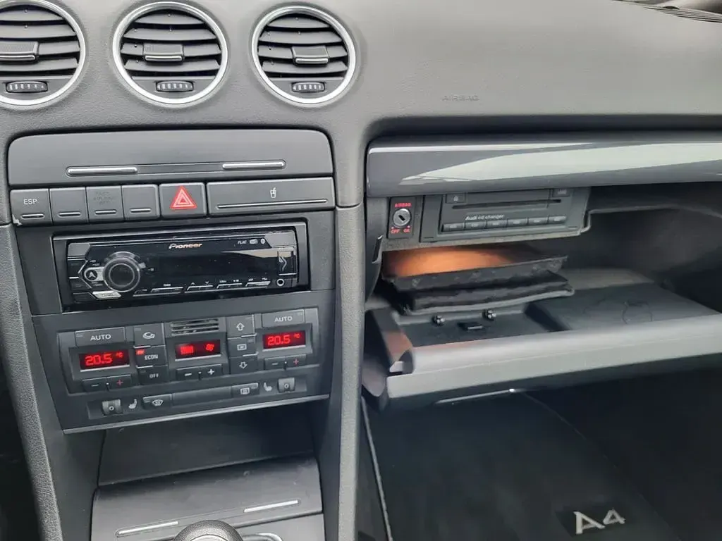 Gebraucht Audi A4 Cabriolet 163 PS (119 kW) 2005 Grau Cabrio