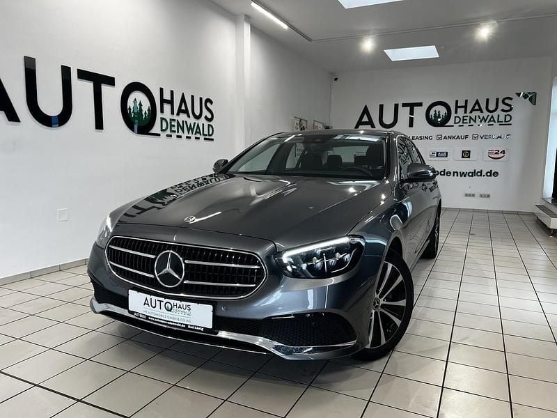 Grau Gebraucht 2022 Mercedes E300 | 38.220 € (Fairer Preis) - Bild 1/4