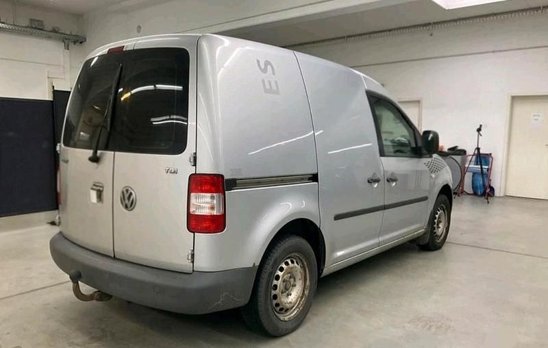 Gebraucht VW Caddy 105 PS (77 kW) 2007 Silber Van / Kleinbus
