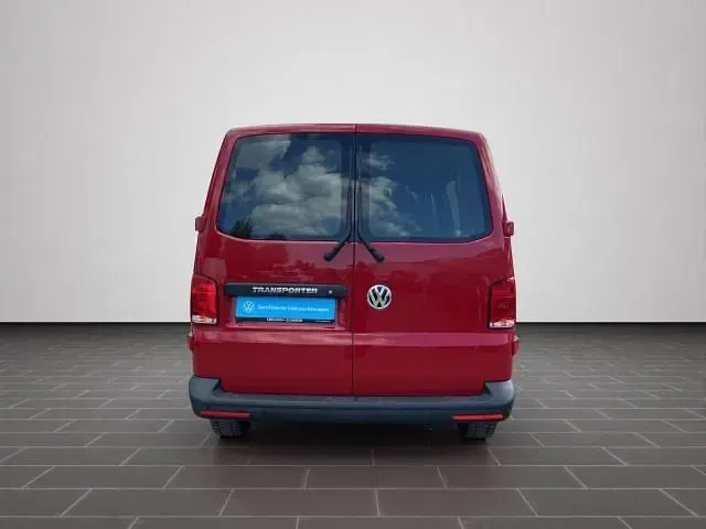 Gebraucht VW Transporter 110 PS (80 kW) 2022 Kirschrot Van
