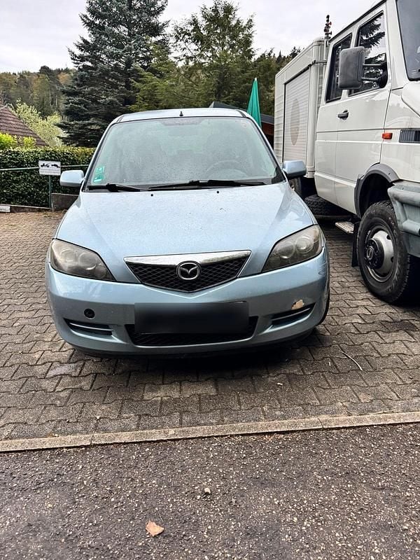 Gebraucht Mazda 2 90 PS (66 kW) 2007 Blau Kleinwagen