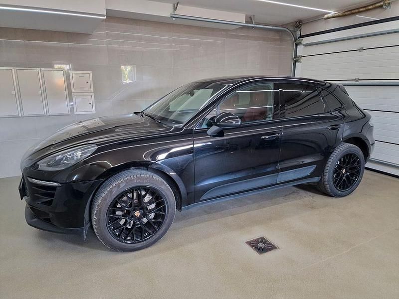 Schwarz Gebraucht 2016 Porsche Macan SUV | 25.499 € - Bild 1/4