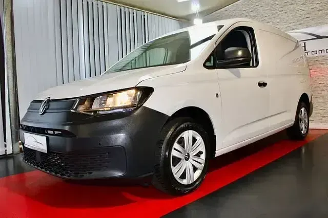 Second-hand VW Caddy 122 CP (89 kW) 2022 Alb Monovolum